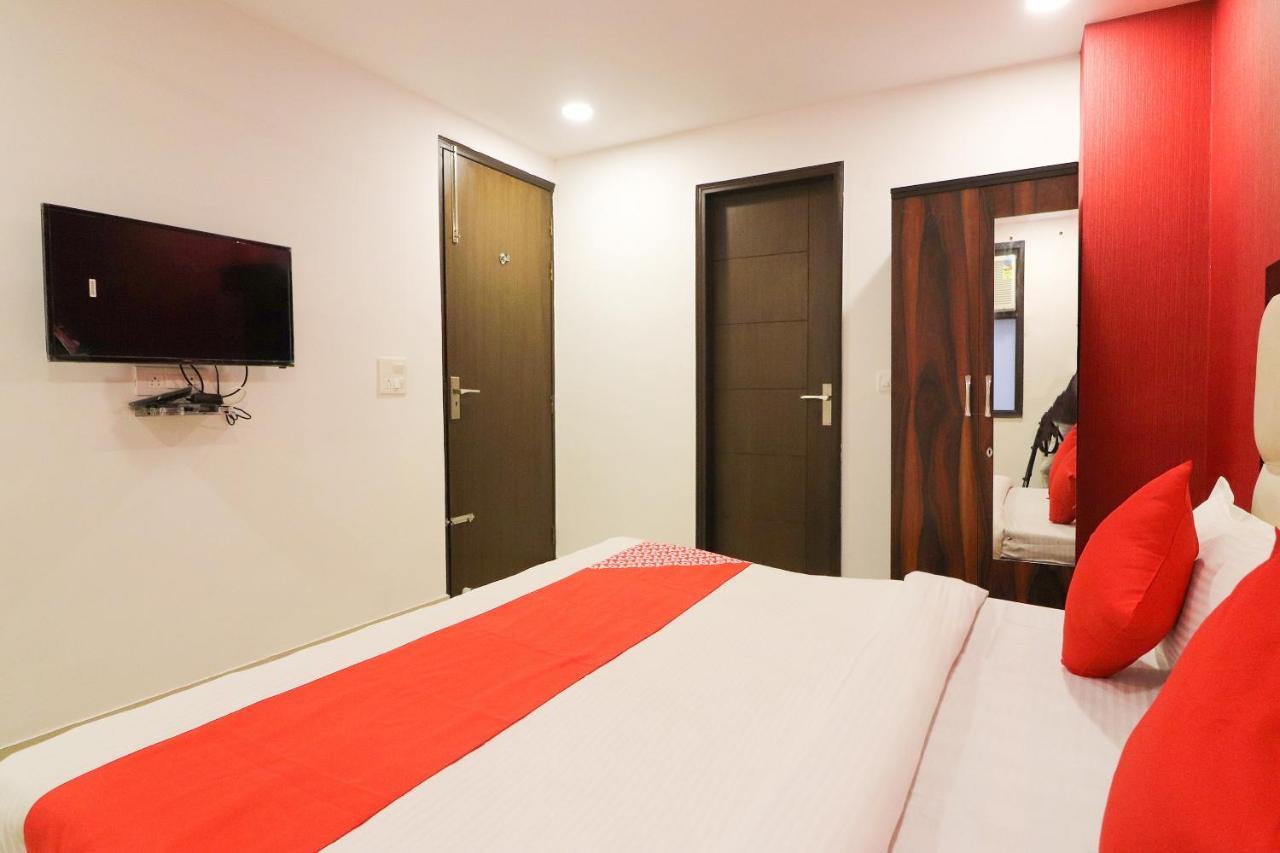 Oyo 63841 White Orchid Hotel Indraprast Luaran gambar